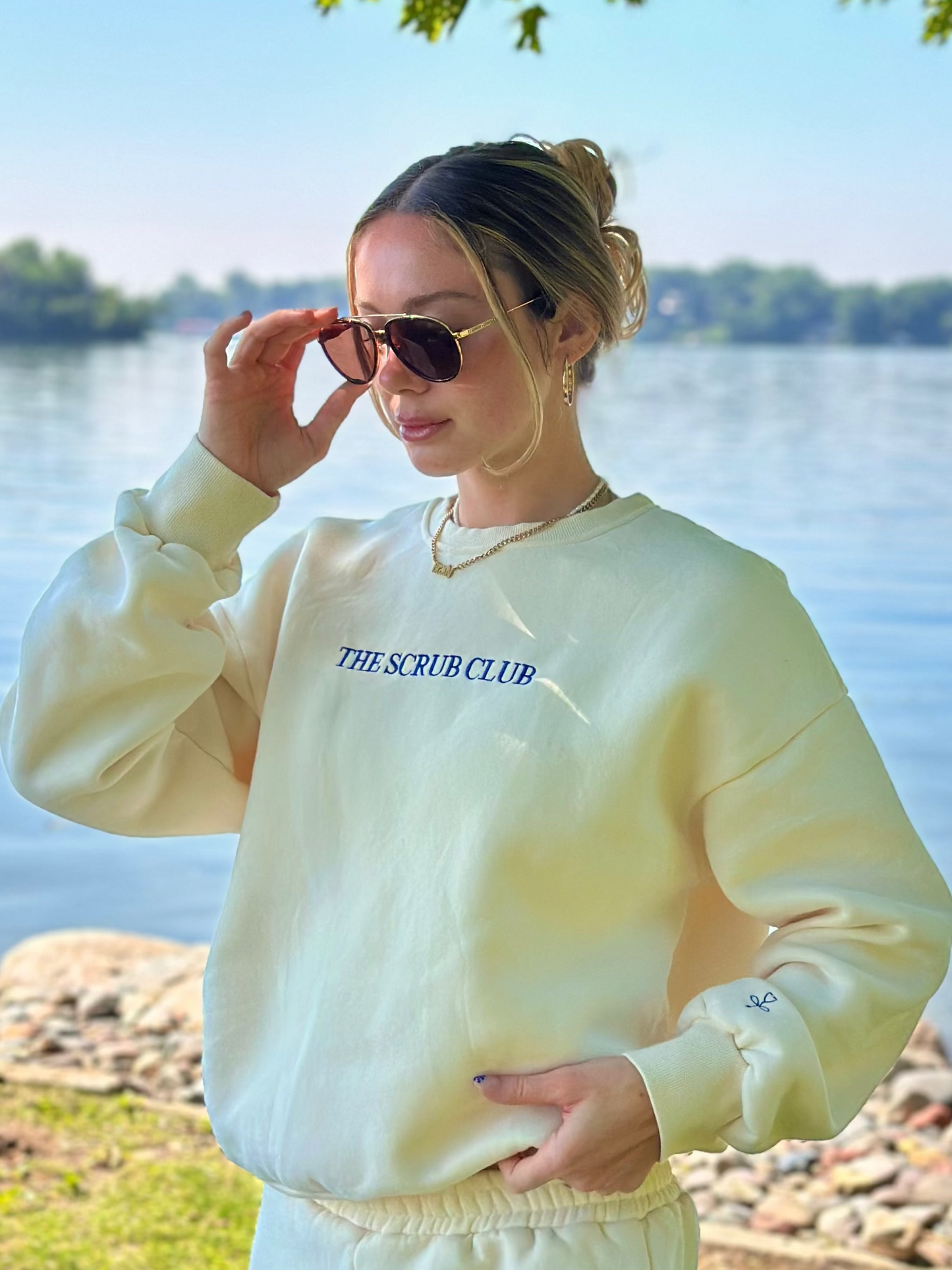 The Vitals Crewneck – Buttercream