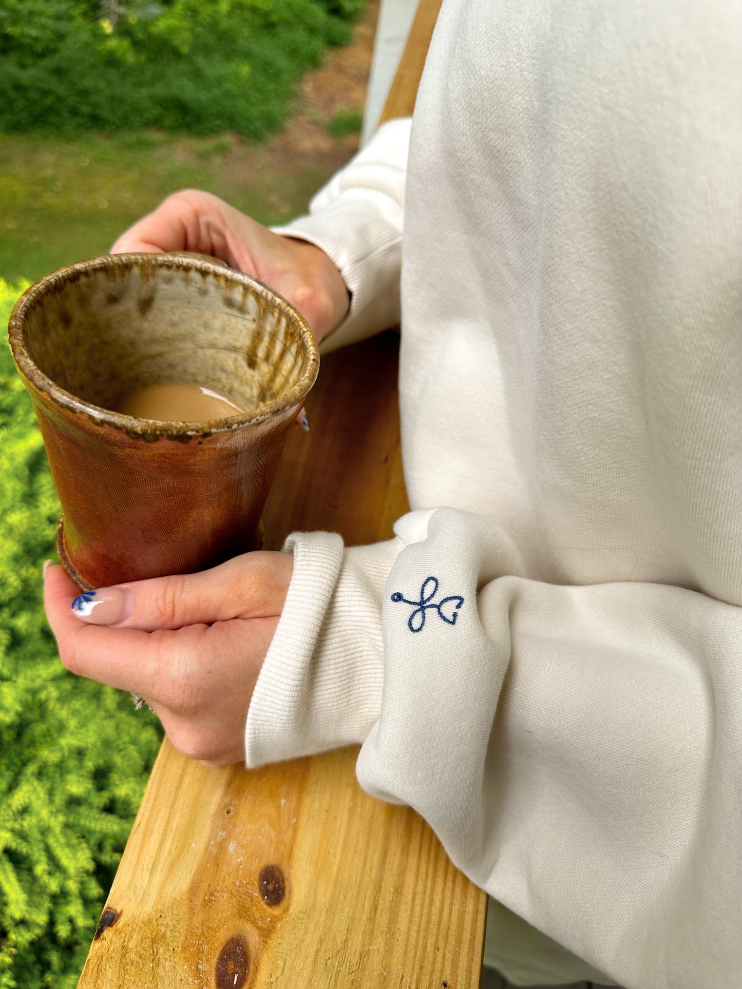 The Vitals Crewneck – Buttercream