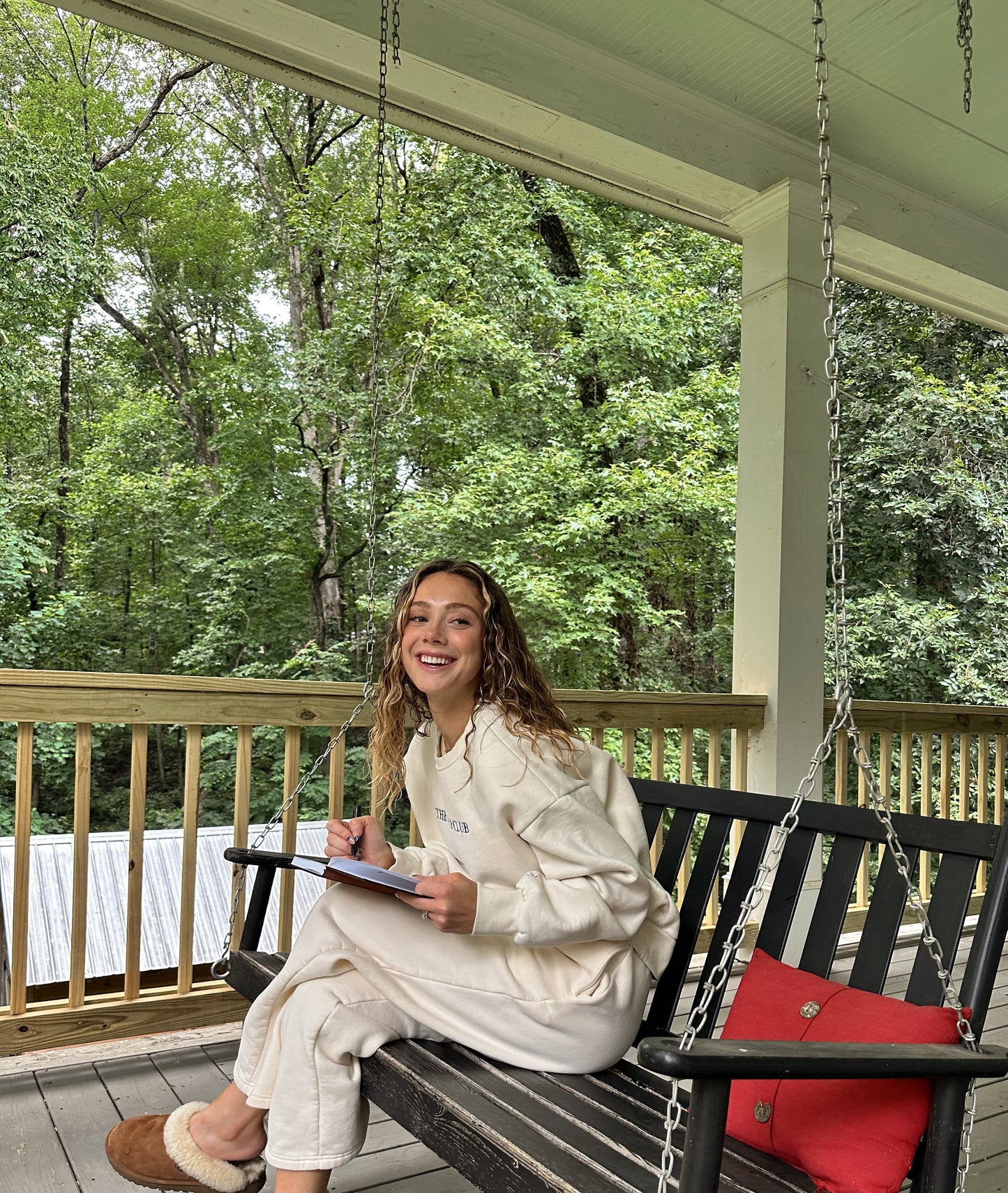 The Vitals Crewneck – Buttercream